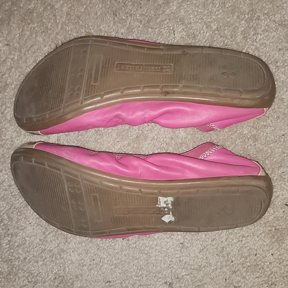 NATURALIZER Pink Slip On Flats, Size 10, EUC - Picture 4 of 5